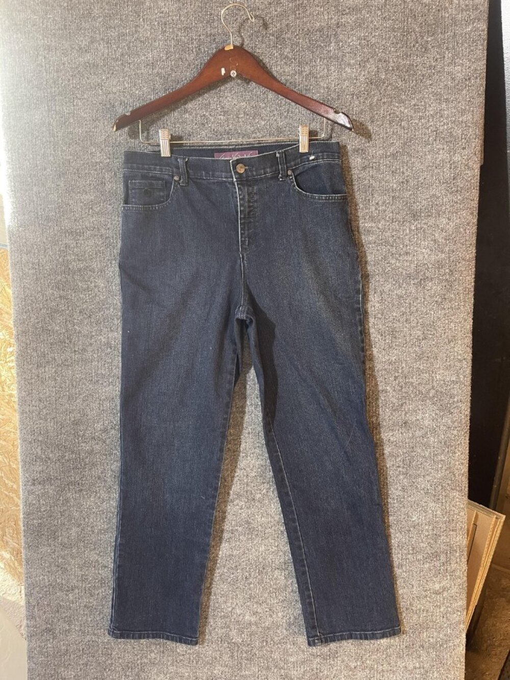 Gloria Vanderbilt Amanda Jeans Womens 10 Short Dark Wash Blue Tapered Denim